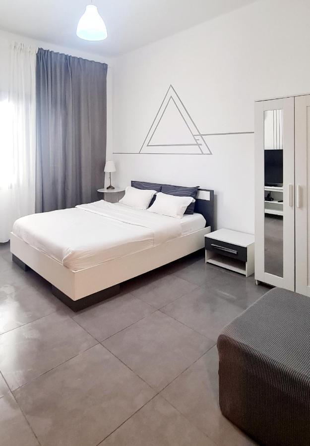 Nice Apartments On Ben Yehuda Str 特拉维夫 外观 照片