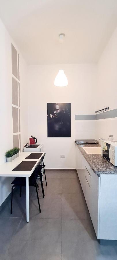Nice Apartments On Ben Yehuda Str 特拉维夫 外观 照片